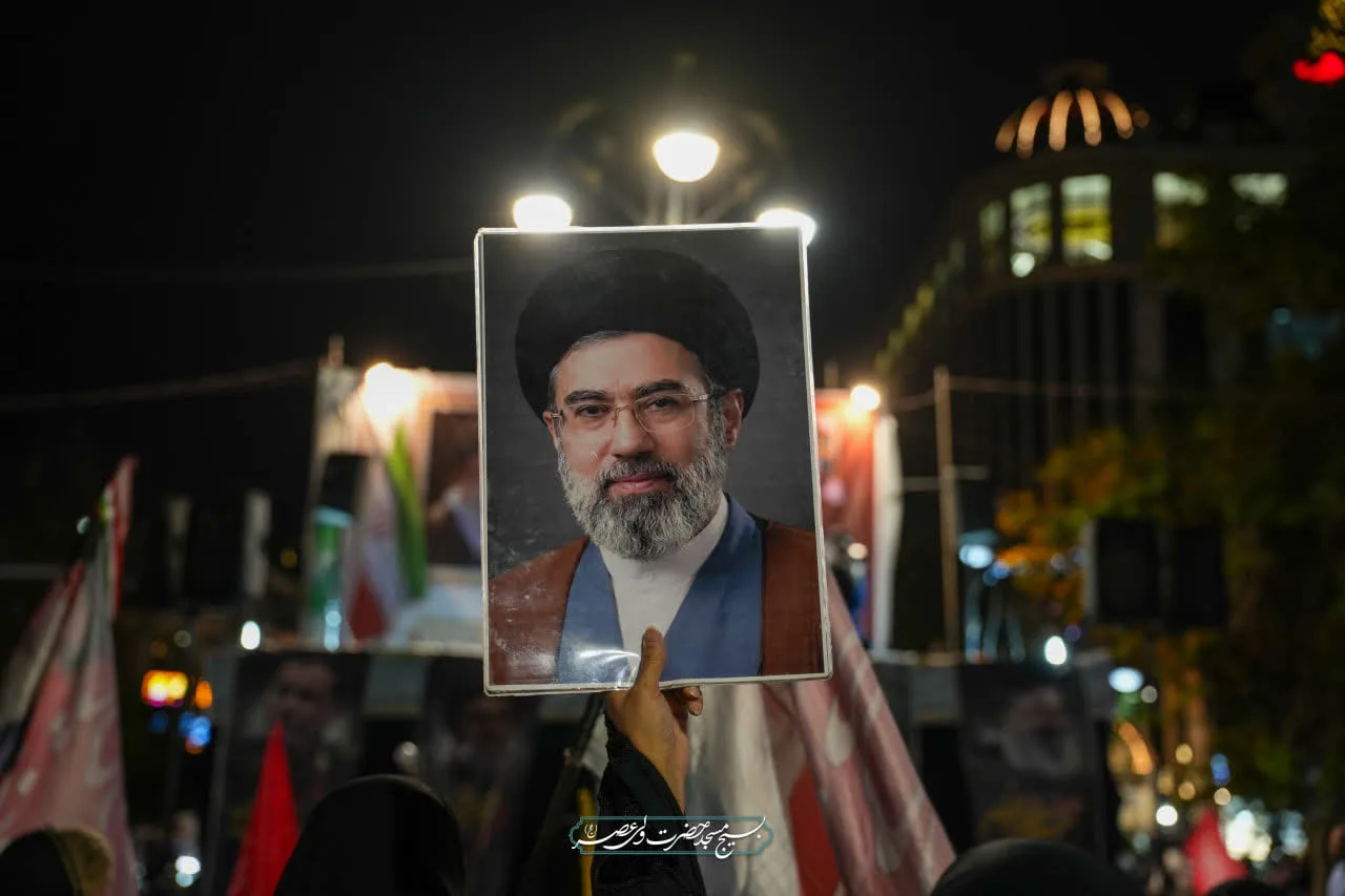 با گام‌هایی استوار آمده ایم